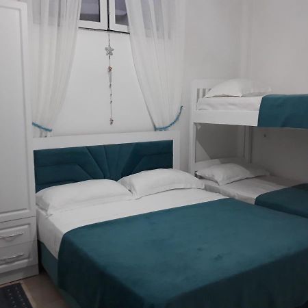 Blue Coral Apartament Velipoje Exterior photo